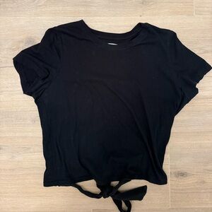 Avec Les Filles Black Short Sleeve Tee with Bow in Back